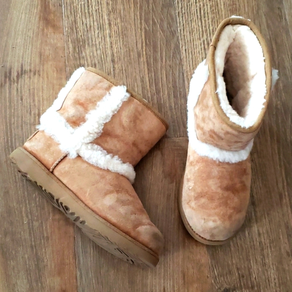 UGG "HADLEY 11" KIDS BOOTS